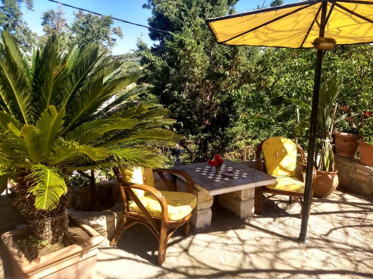 Modern 1-Bedroom With Bbq & Roof Garden Near Beach Stalos Ngoại thất bức ảnh