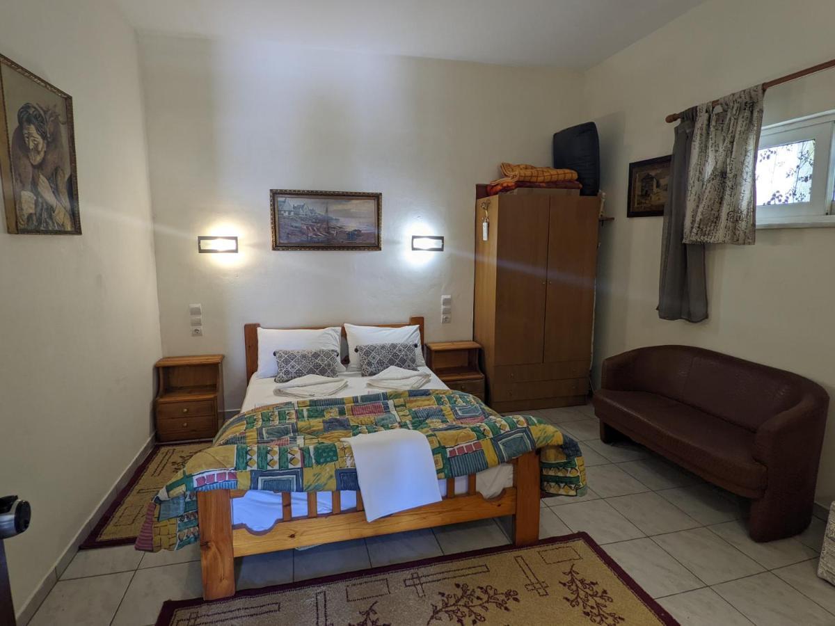Modern 1-Bedroom With Bbq & Roof Garden Near Beach Stalos Ngoại thất bức ảnh
