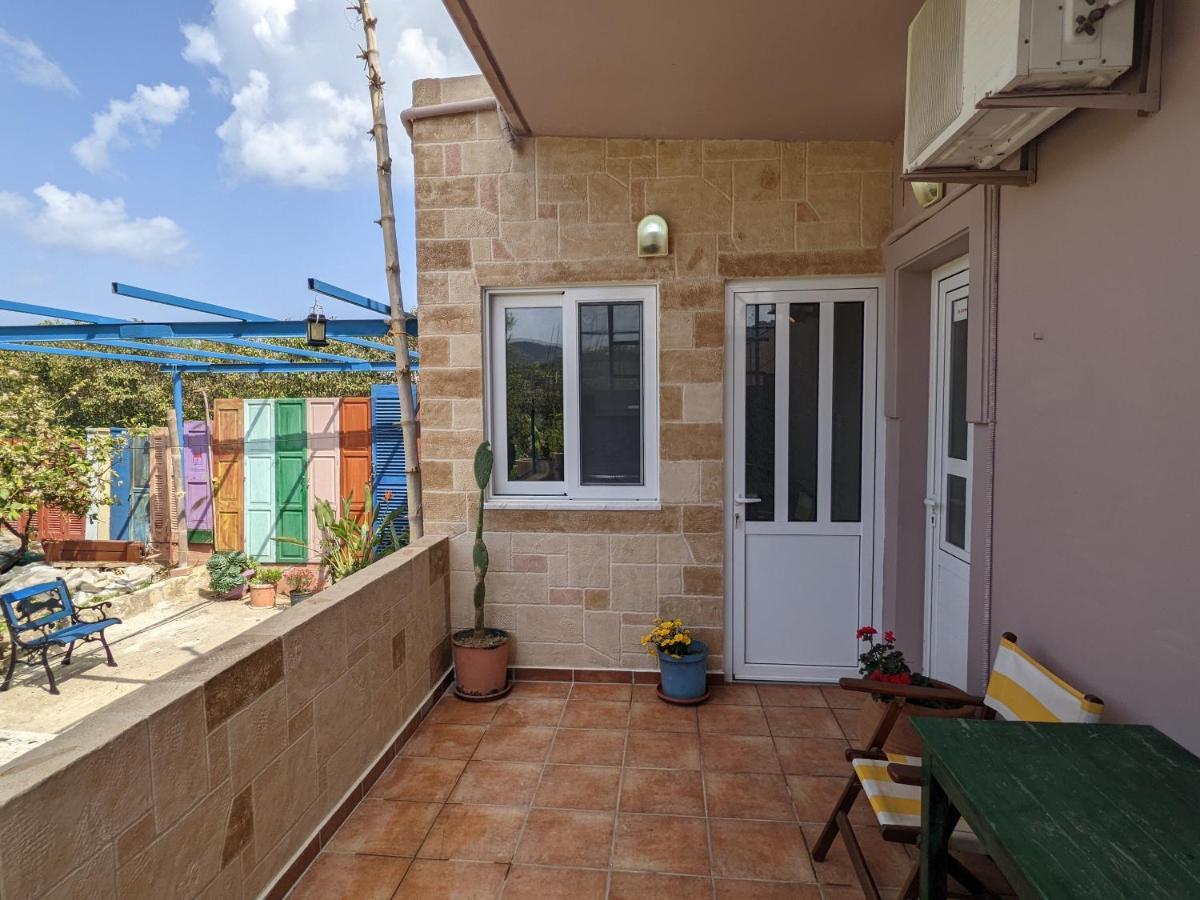 Modern 1-Bedroom With Bbq & Roof Garden Near Beach Stalos Ngoại thất bức ảnh