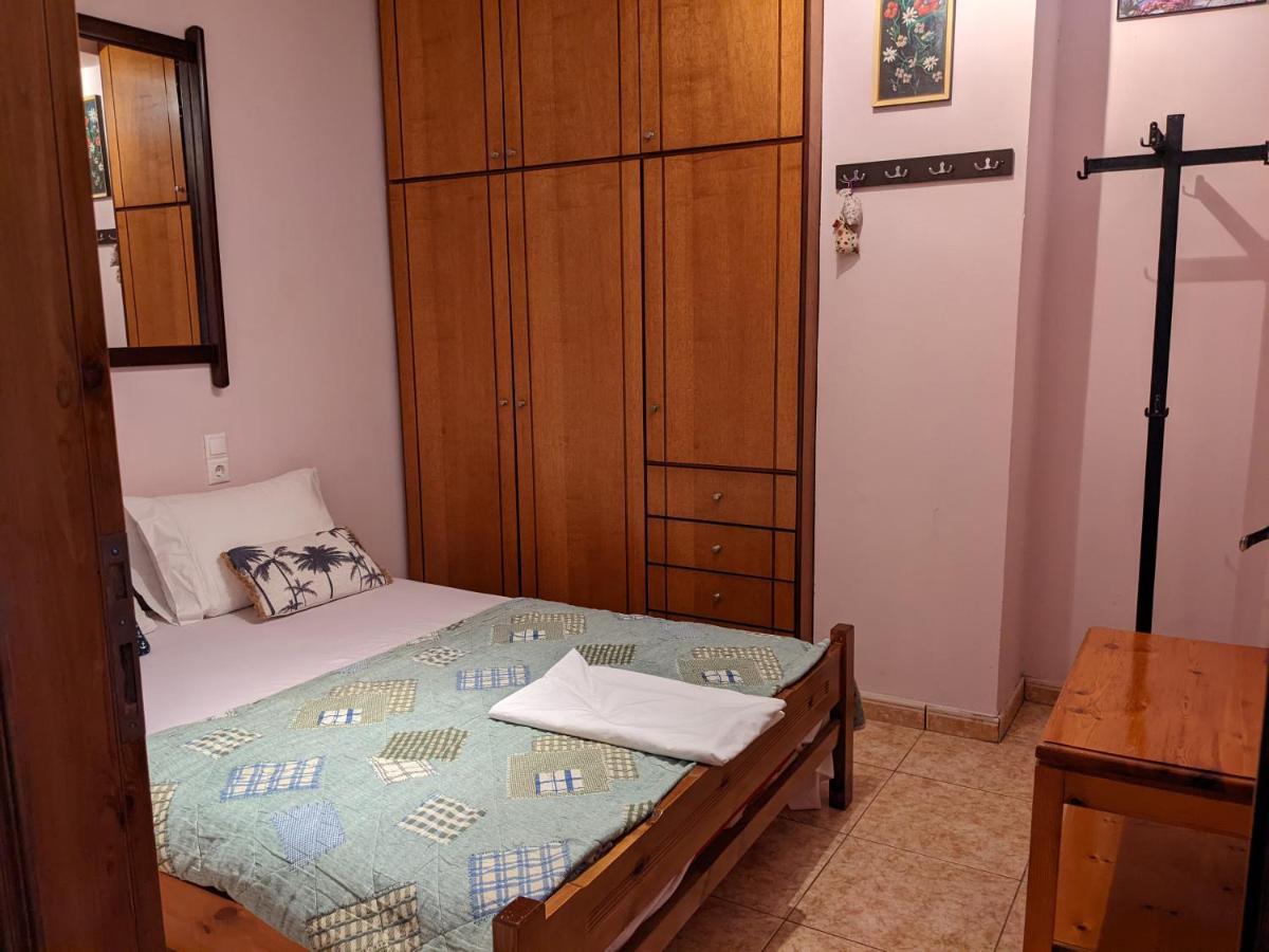 Modern 1-Bedroom With Bbq & Roof Garden Near Beach Stalos Ngoại thất bức ảnh